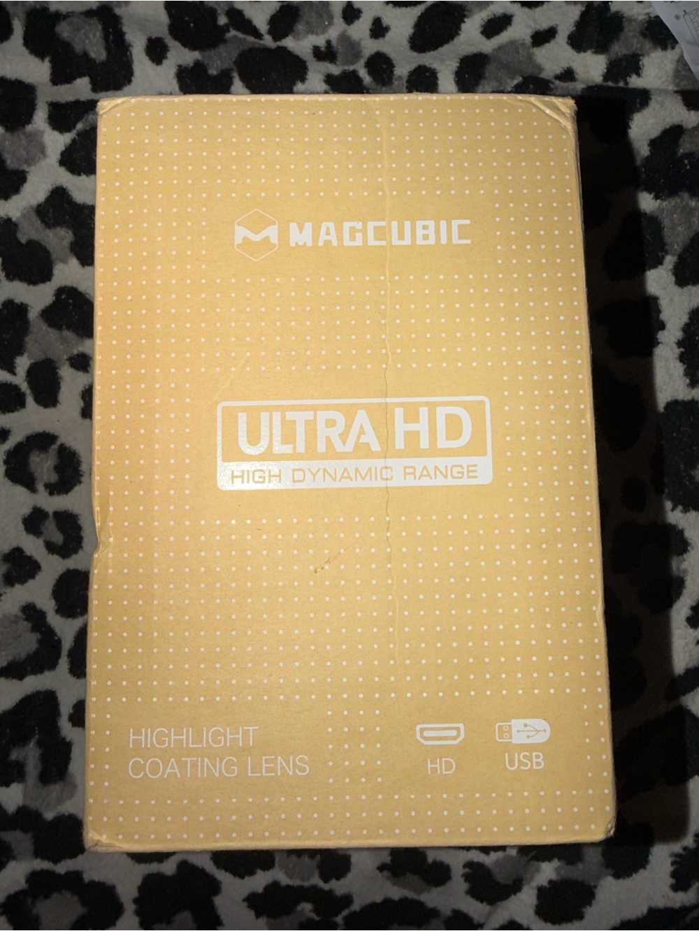 MAGCUBIC Ultra HD Highlight Coating Lens - Yellow Box